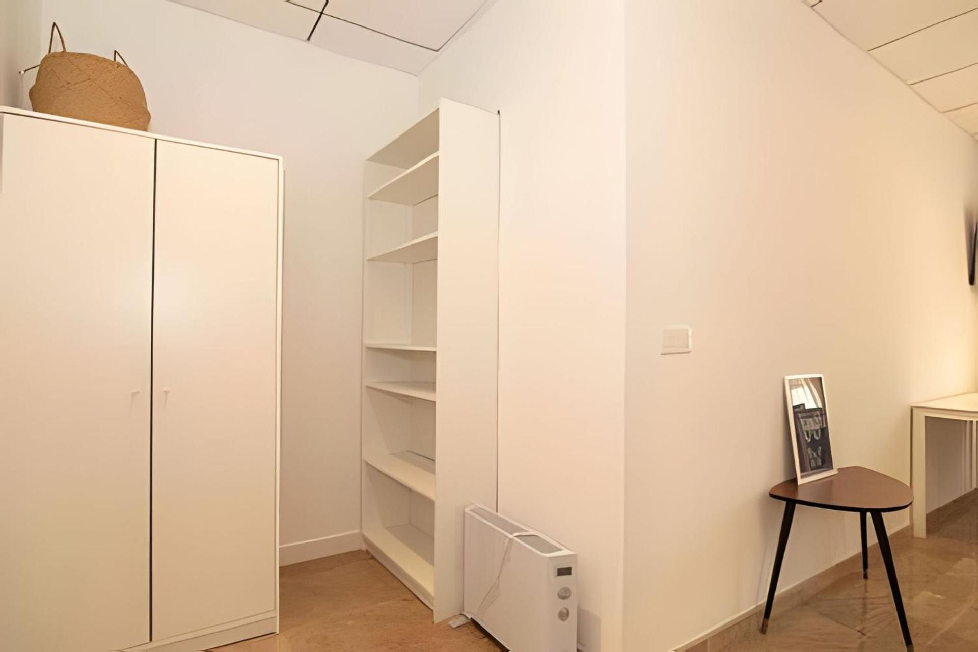 11 Nights Studios ולנסיה מראה חיצוני תמונה